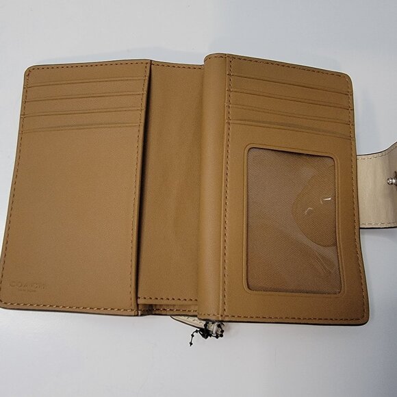 🌸 COACH Medium Corner Zip Wallet With Floral Print 🌸 - Picture 5 of 6